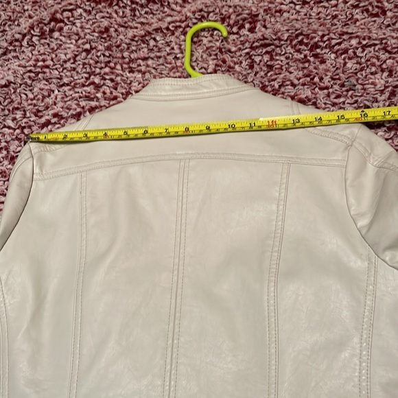 Women's Cream Vegan Leather Jacket - Picture 12 of 16